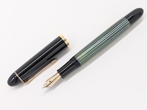 '50s　ペリカン１４０ 緑縞　Pelikan 140　（極細字・硬）　14C　　　　　03064