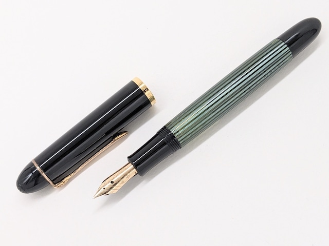 '50s　ペリカン１４０ 緑縞　Pelikan 140　（極細字・硬）　14C　　　　　03064