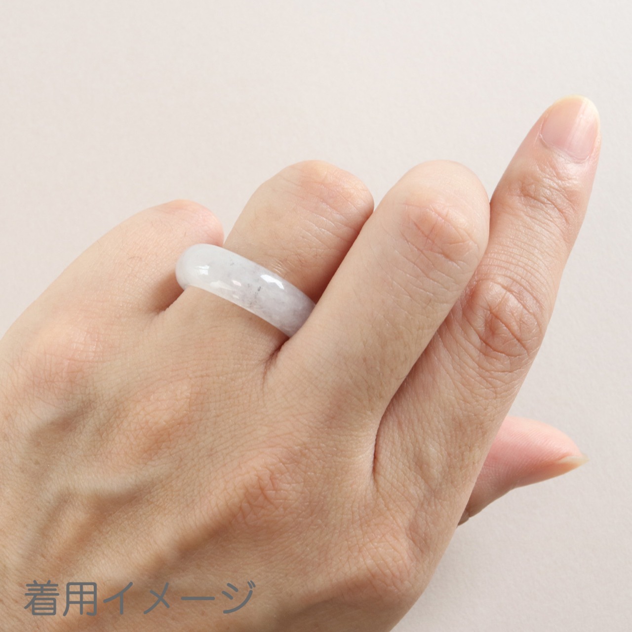 【14.5号】大人 レディースで上品な氷翡翠 くり抜き甲丸リング A貨翡翠 jd_rg1075