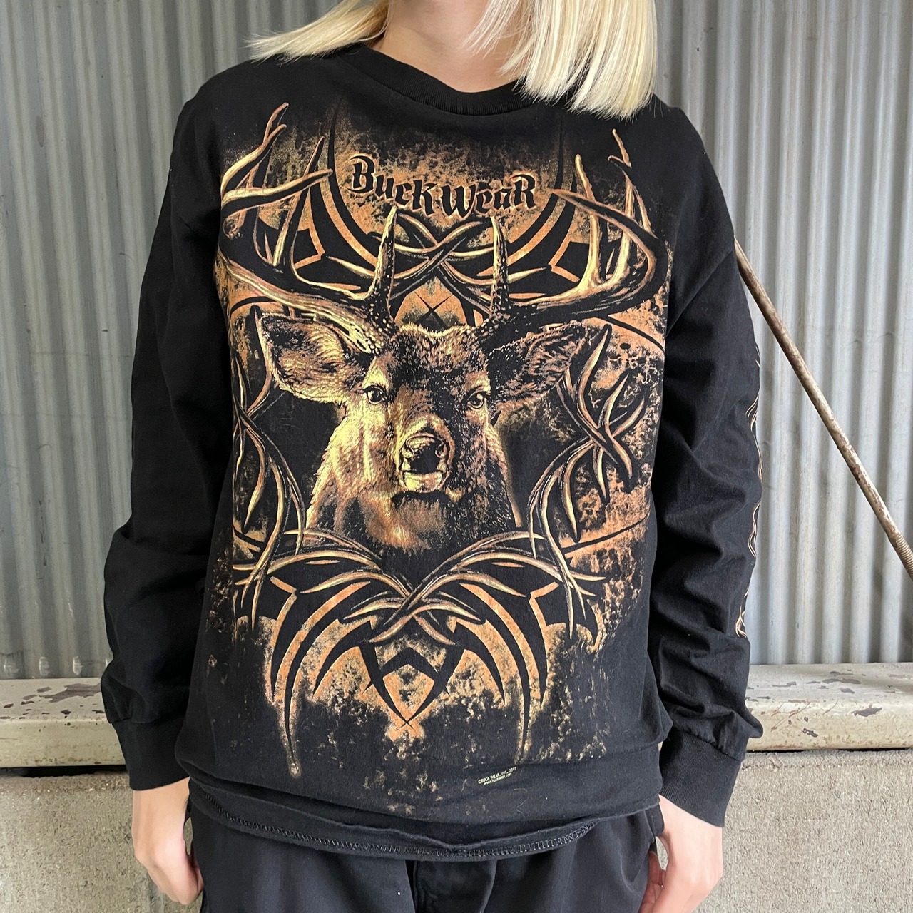 BUCK WEAR 鹿 アニマル 袖プリント 長袖Tシャツ メンズM 古着 動物 