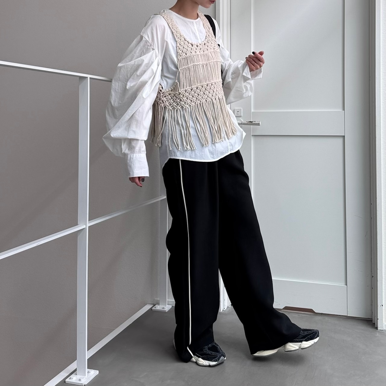 【受注予約:3月上旬入荷予定】サイドラインストレートイージーPT/ブラック