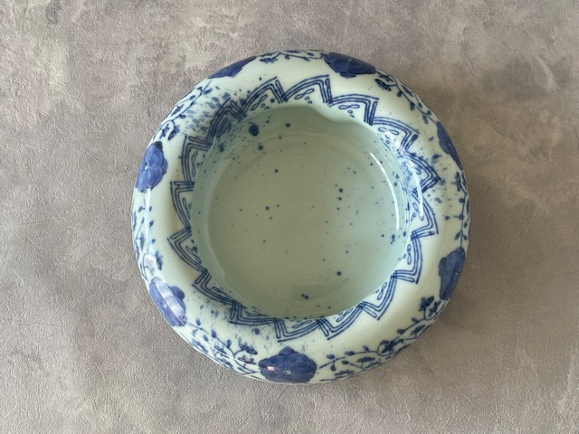 有田焼 福泉窯 レリーフ9寸プレート / 薄白釉金彩(ゴールド) 28cm