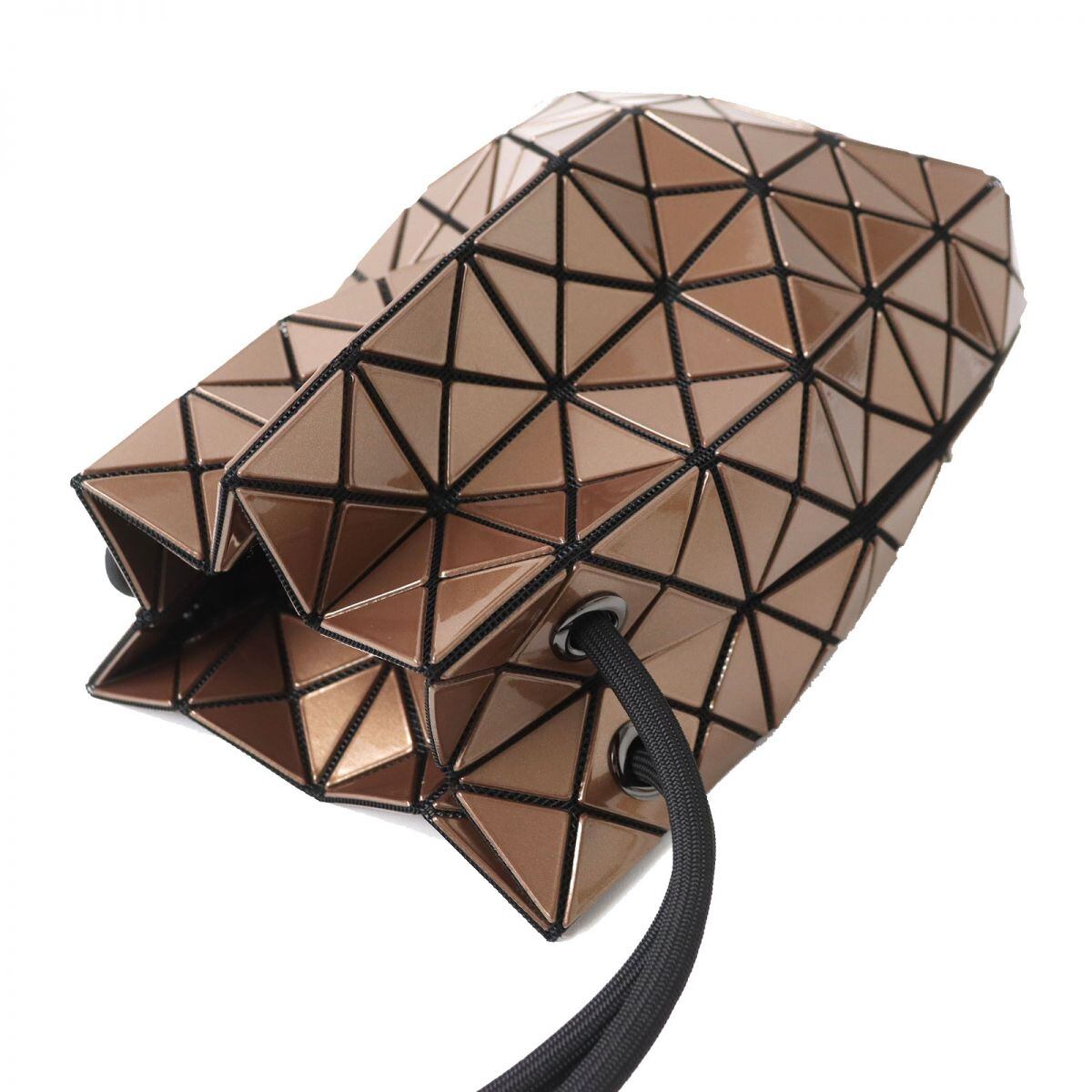 極美品BAOBAO ISSEY MIYAKE 巾着 ショルダーバッグ 【公式通販】