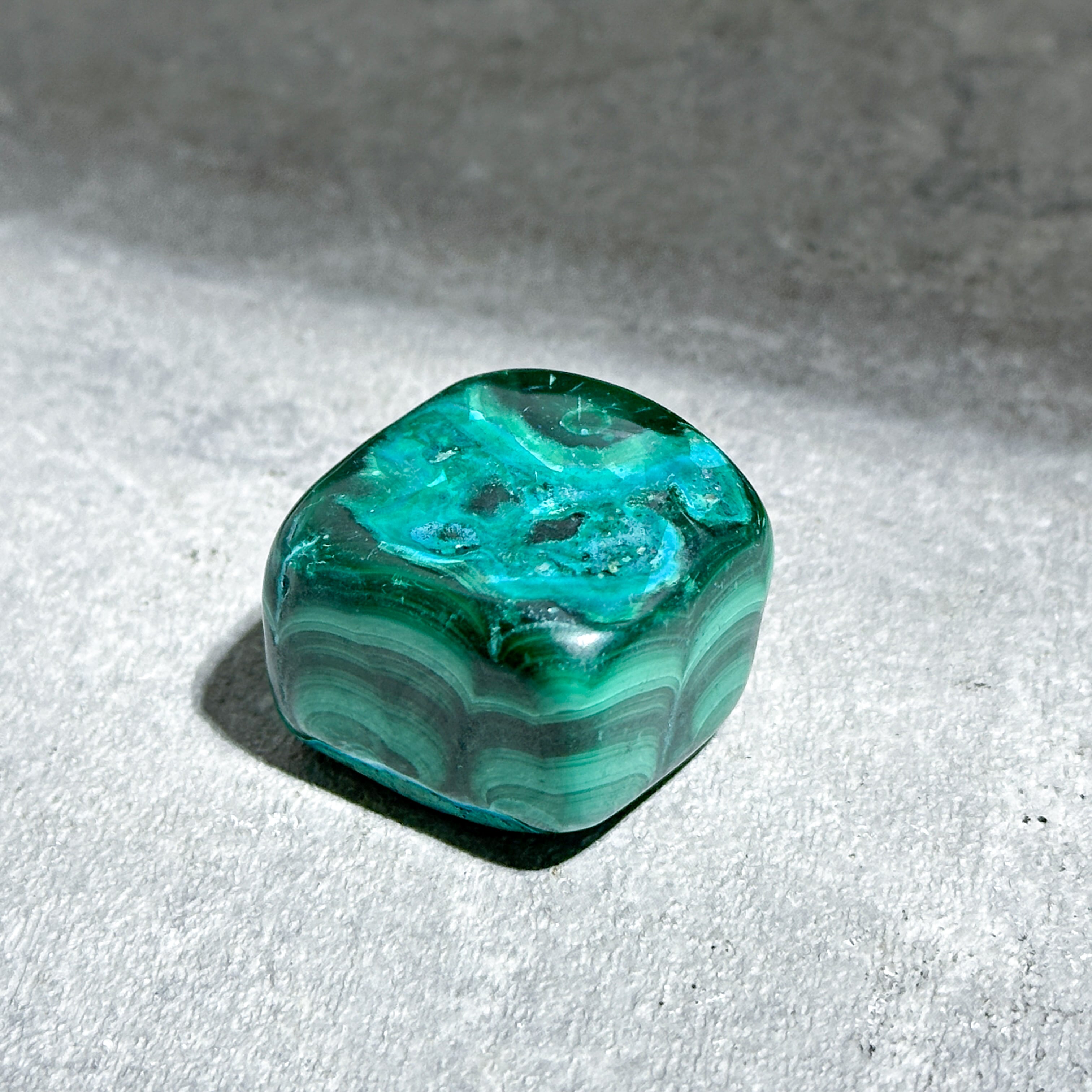 マラカイト with クリソコラ（マラコラ） タンブル13◇ Malachite with
