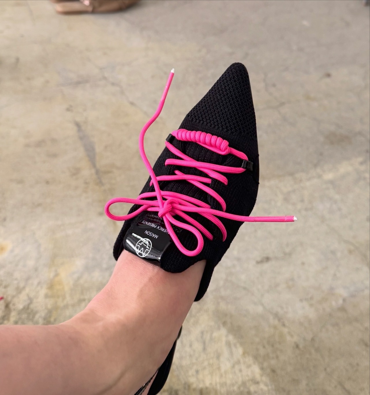 メゾンマヴェリックプレゼンツ  Knit Lace-Up Sneaker Heel