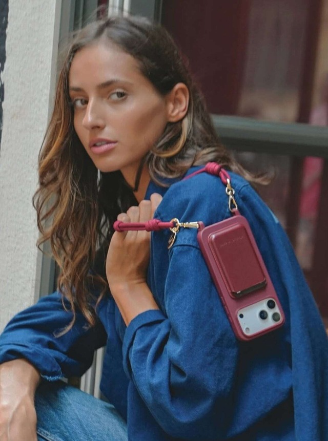 ラ【iPhoneケース+ショートコードセット】コックフランセーズ 【ナエ 】 ボルドー  40cm ショートコード ハンドストラップ iPhone case Coque Soft Touch Anneaux & Cordon Court Nae Bordeaux