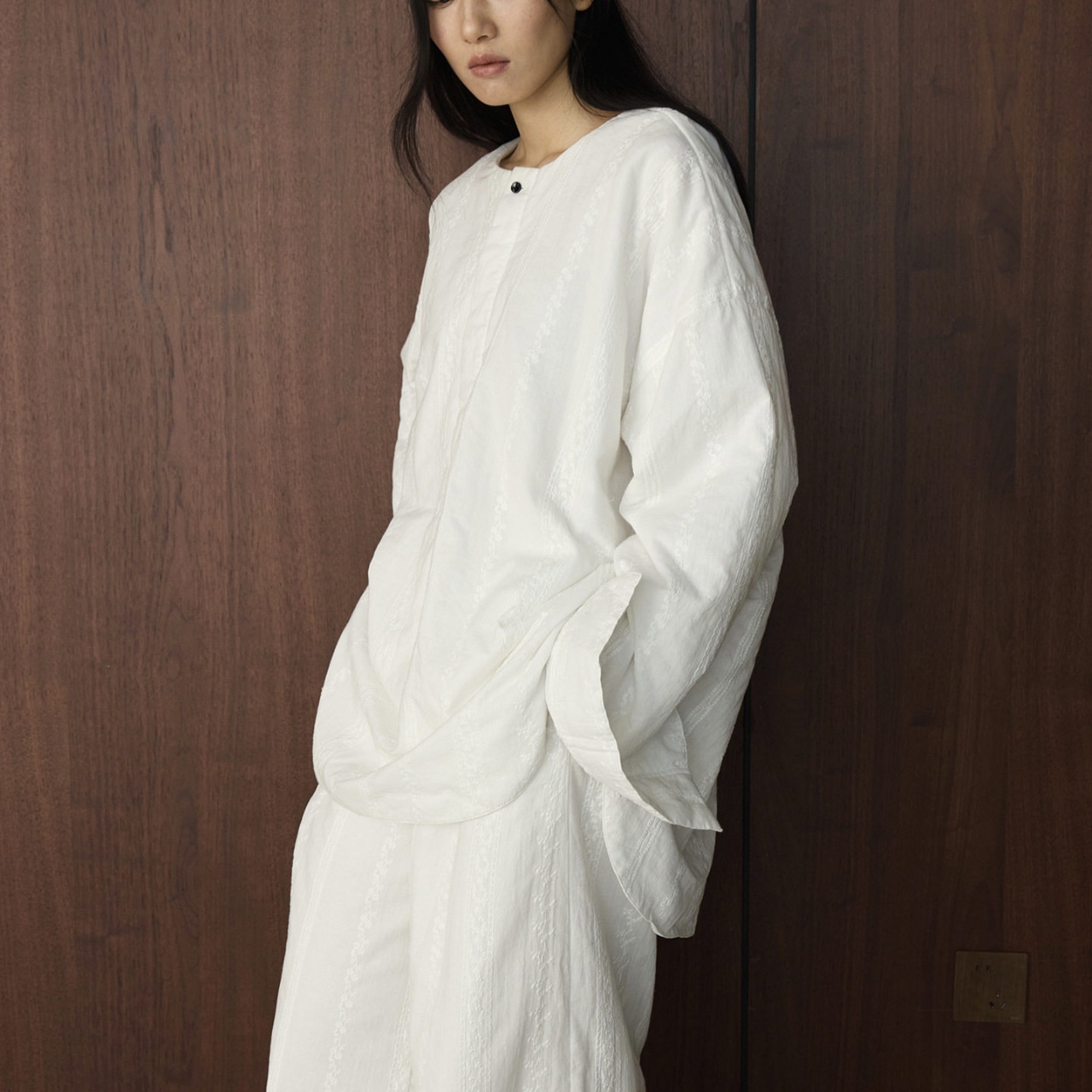 Round Hem Blouse T0736