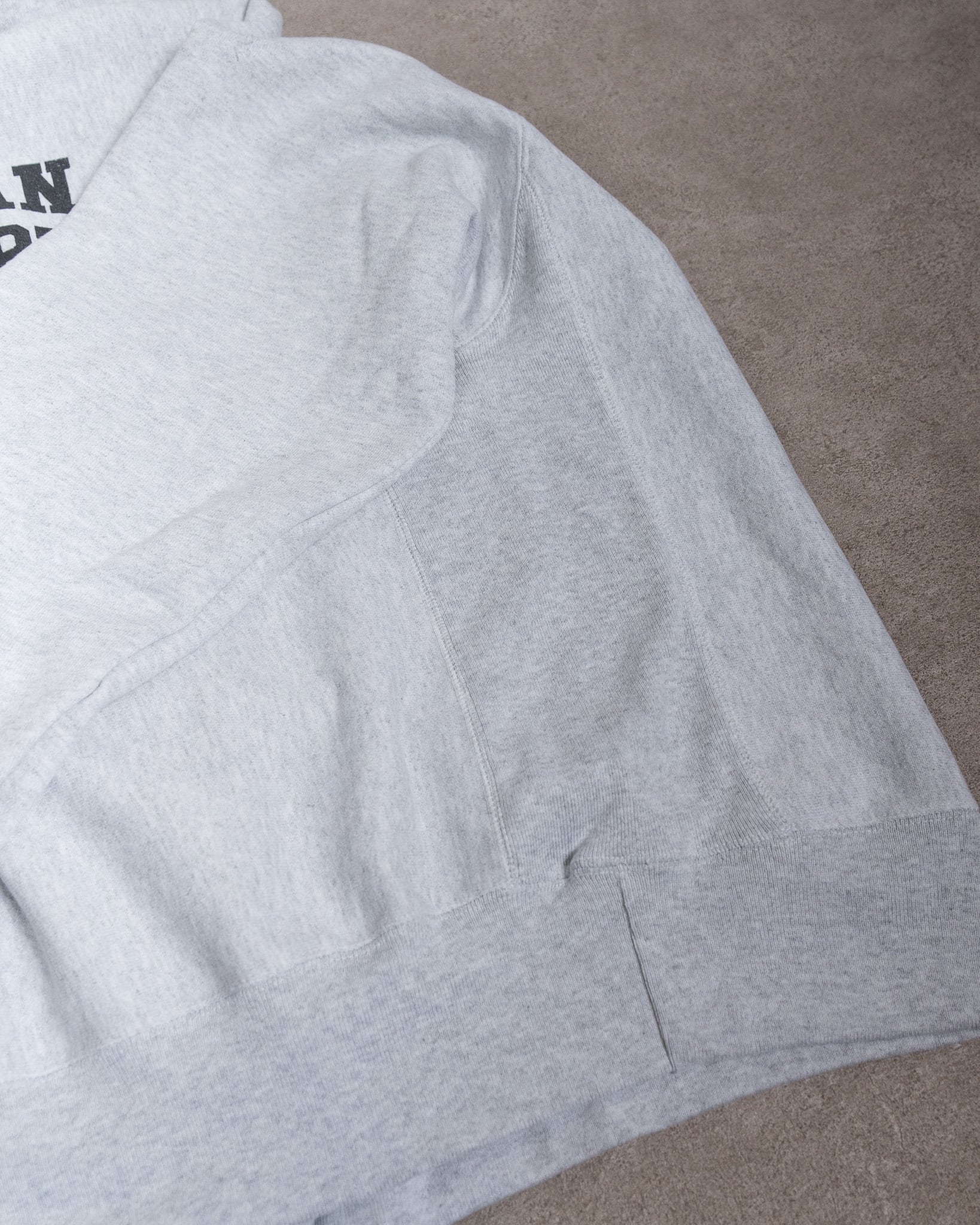 Champion】The Metropolitan Museum of Art Reverse Weave Sweat 新品