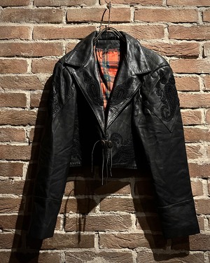 【Caka act3】Paisley Embroidery Vintage Short Length Leather Jacket