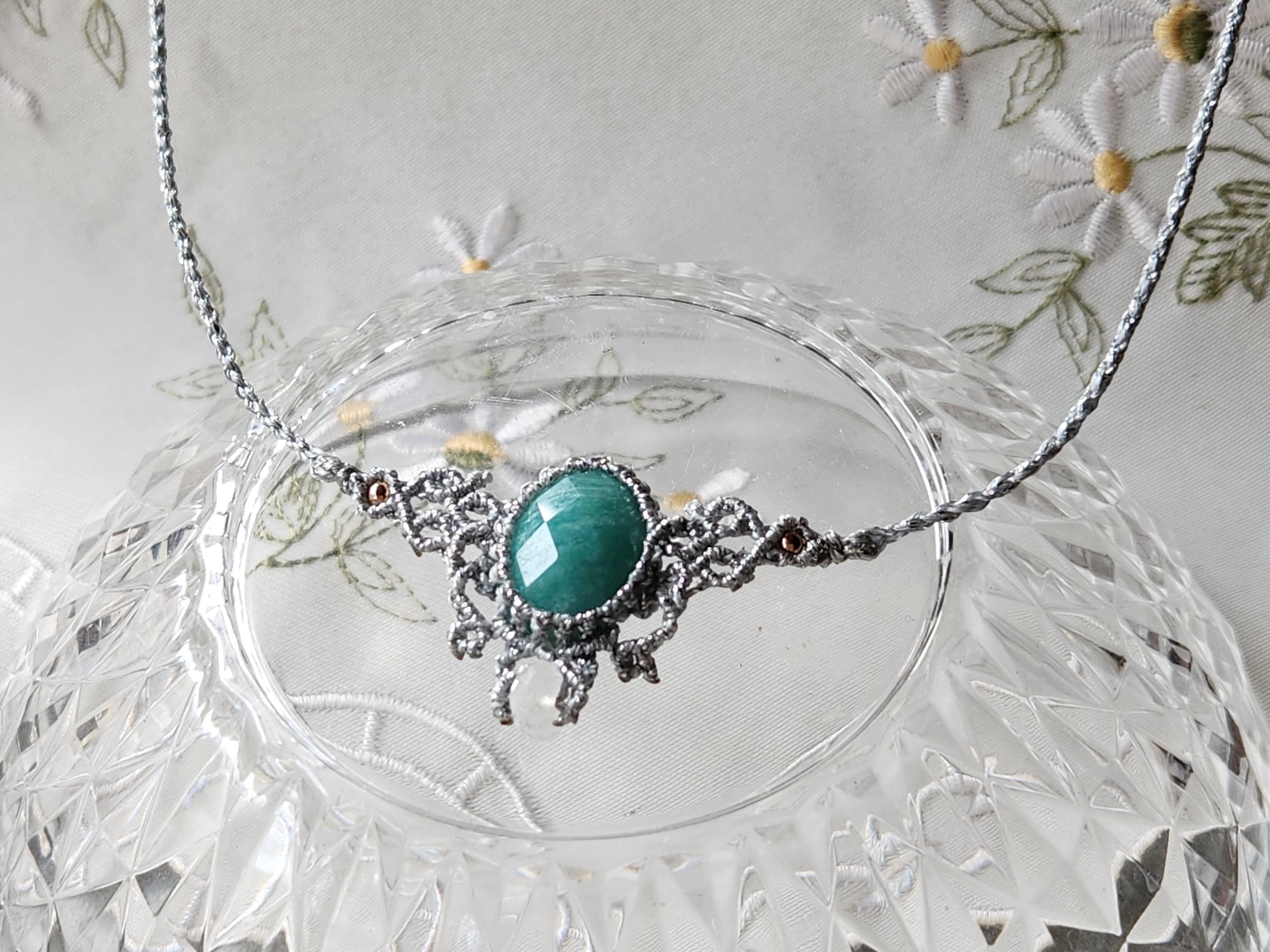 月と太陽のしずく Macrame & Astrology