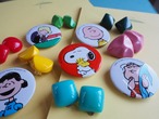 PEANUTS can badge
