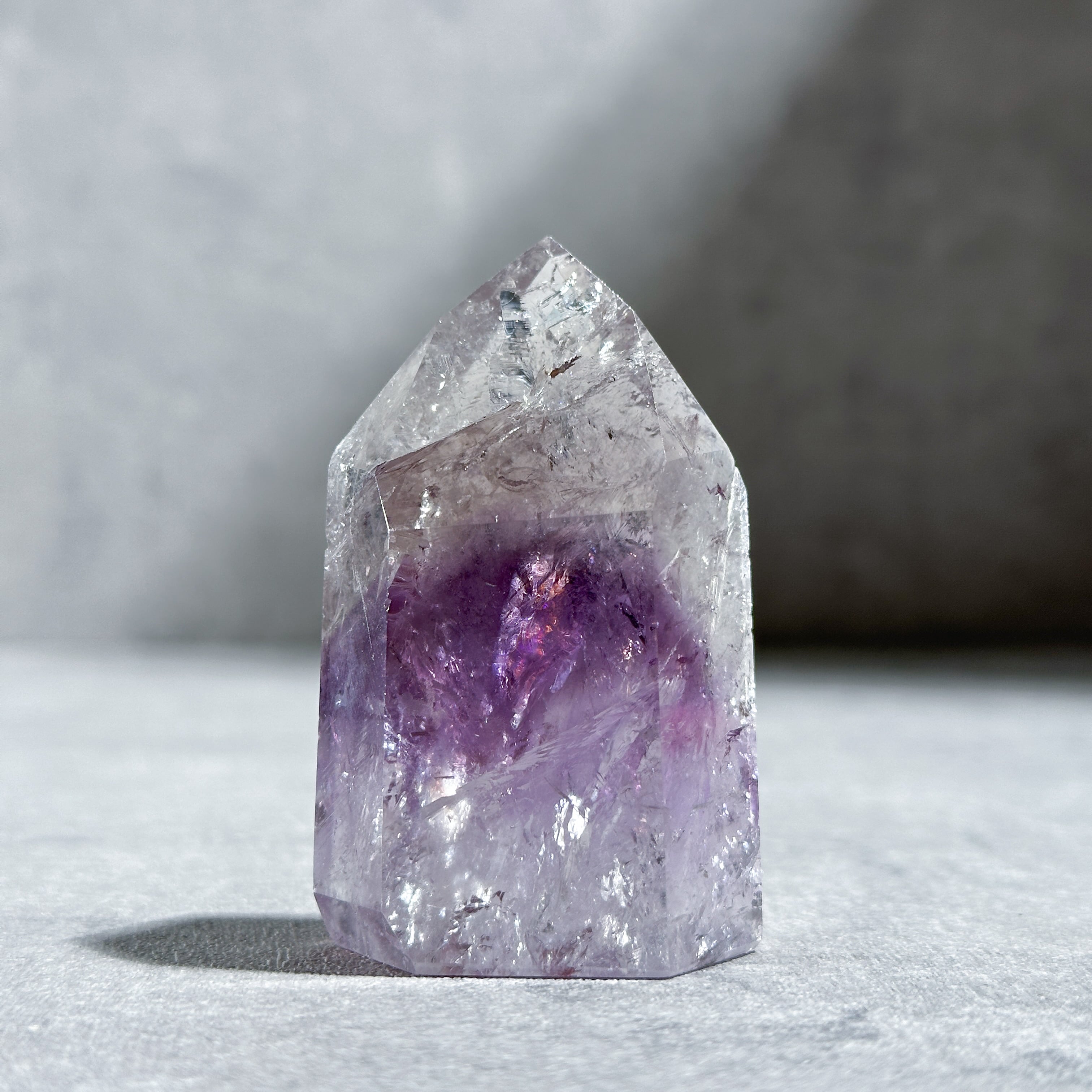 透明感・虹◎【ハイクオリティ】ファントムアメジスト タワー61◇ Phantom Amethyst ◇天然石・鉱物・パワーストーン