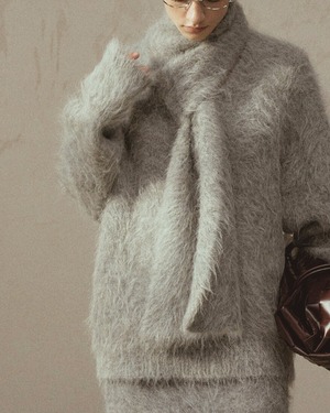 ALPACA KNIT WITH SCARF