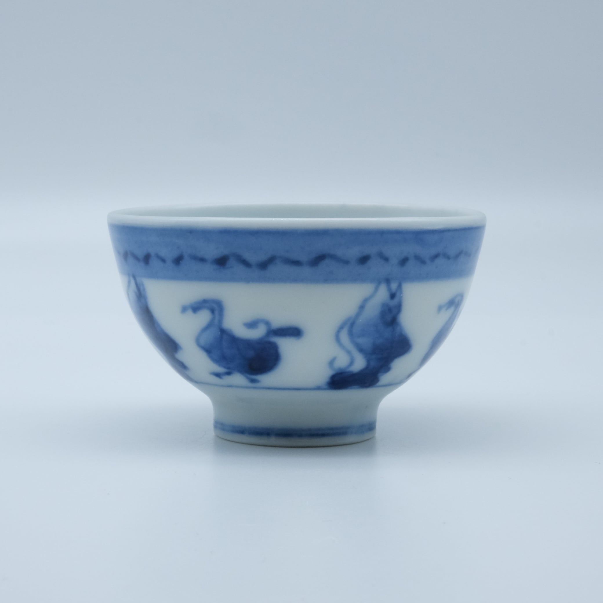 鳥魚文 白磁染付煎茶碗 | まるや