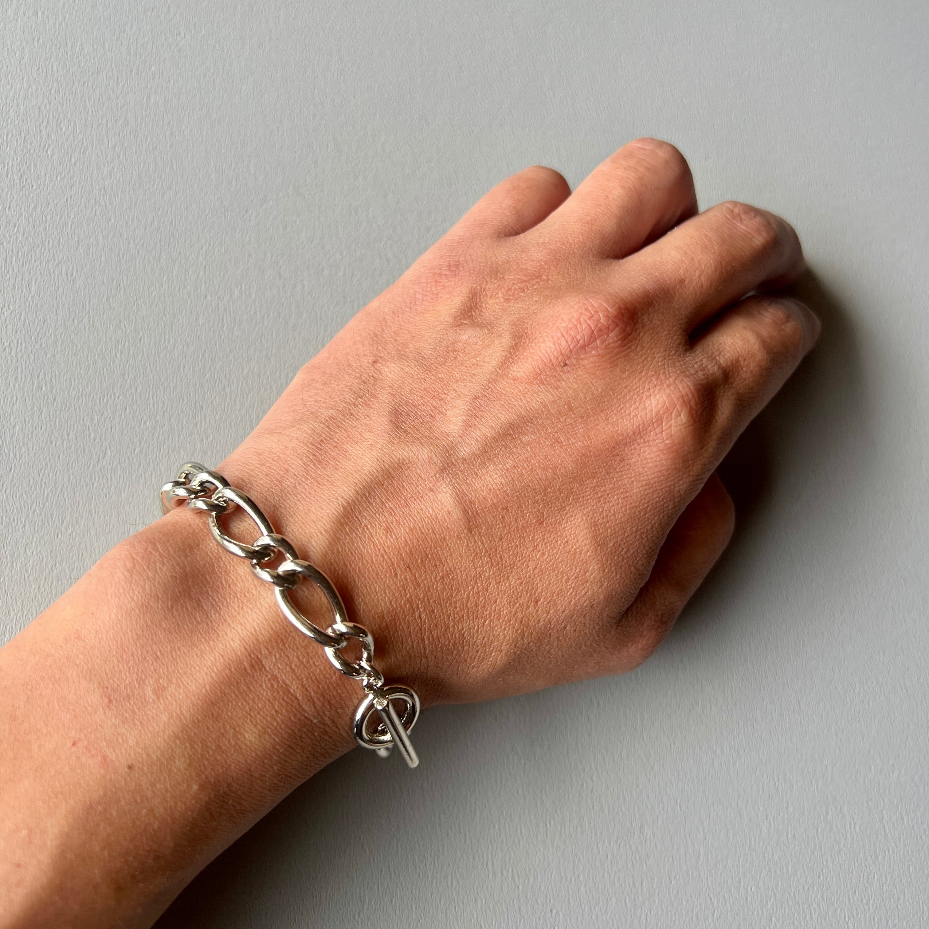 OVER THE DAY TOKYO | BRASS OVAL CHAIN TOGGLE BRACELET | オーバザ