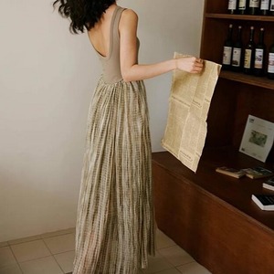 ノースリーブ オープンバックワンピース　20938