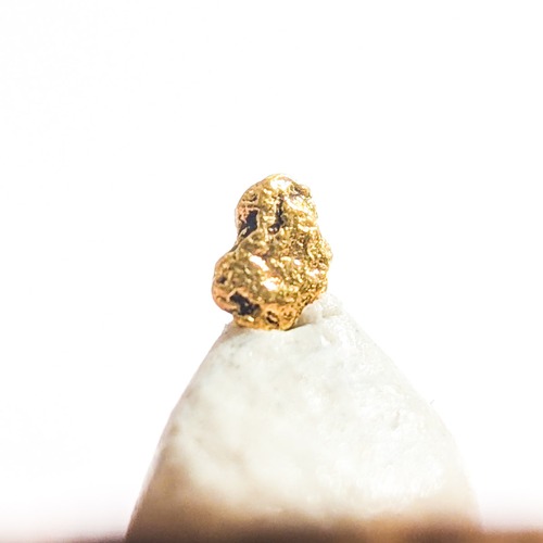 【1240】　自然金　アラスカ産　0.04ct