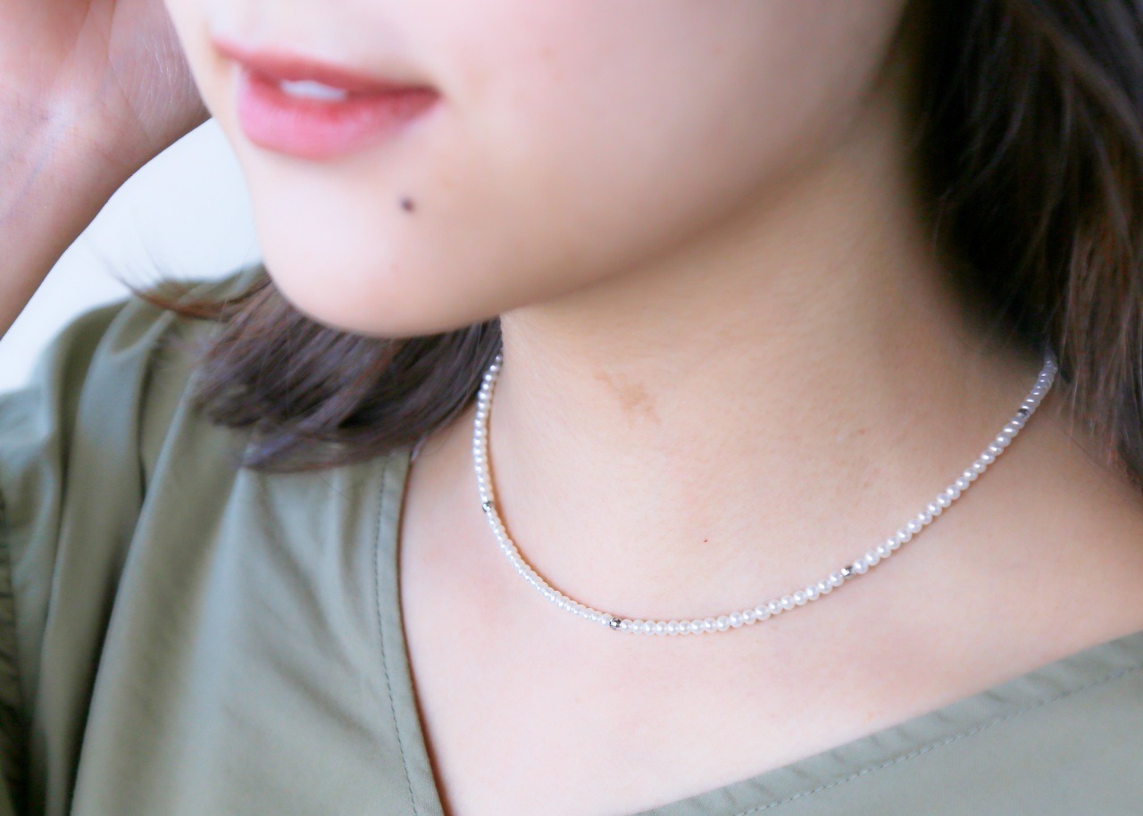 [ROSE ]K18ホワイトゴールドミラーボール入りネックレス