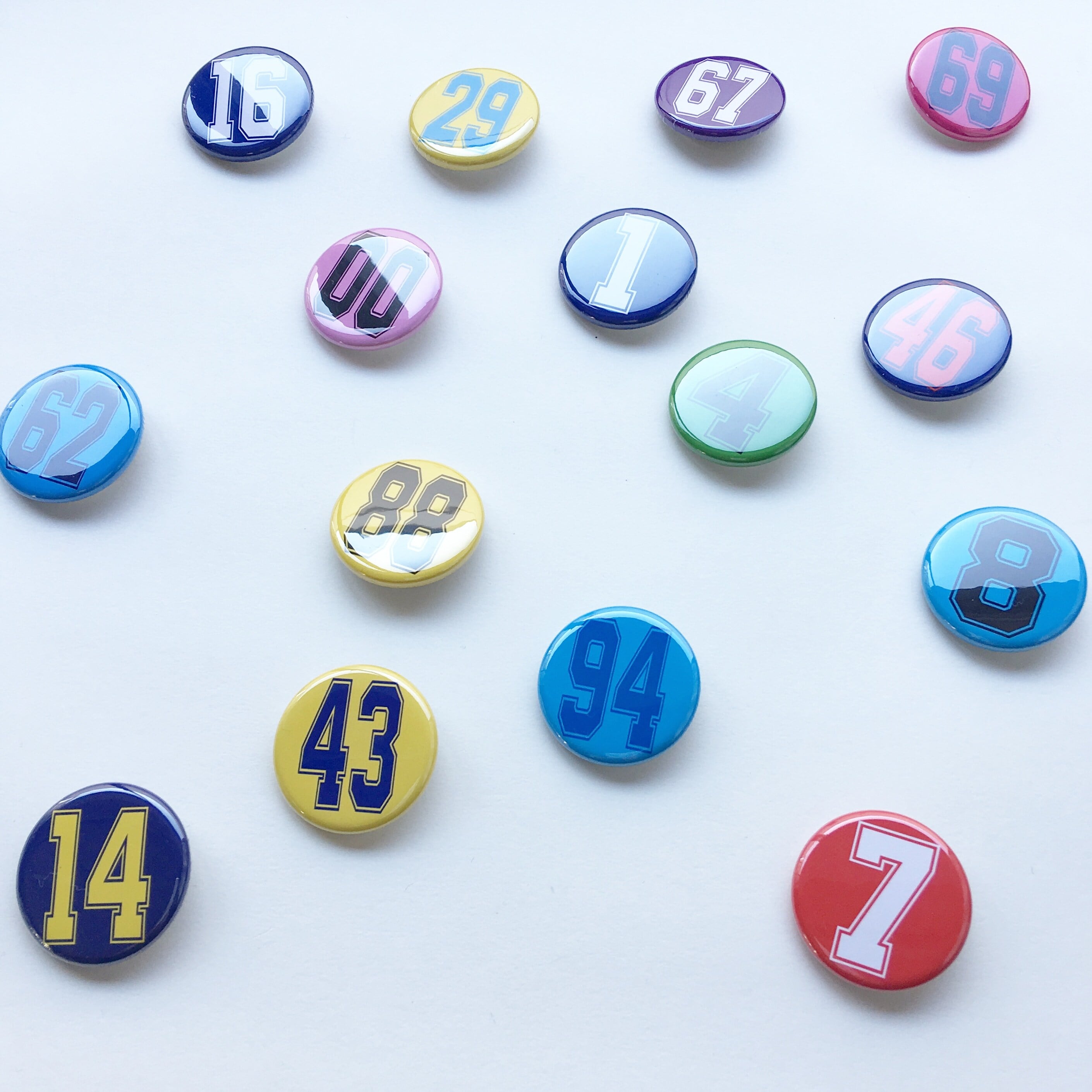 number badge 缶バッジ : 0 〜 38 | marque page