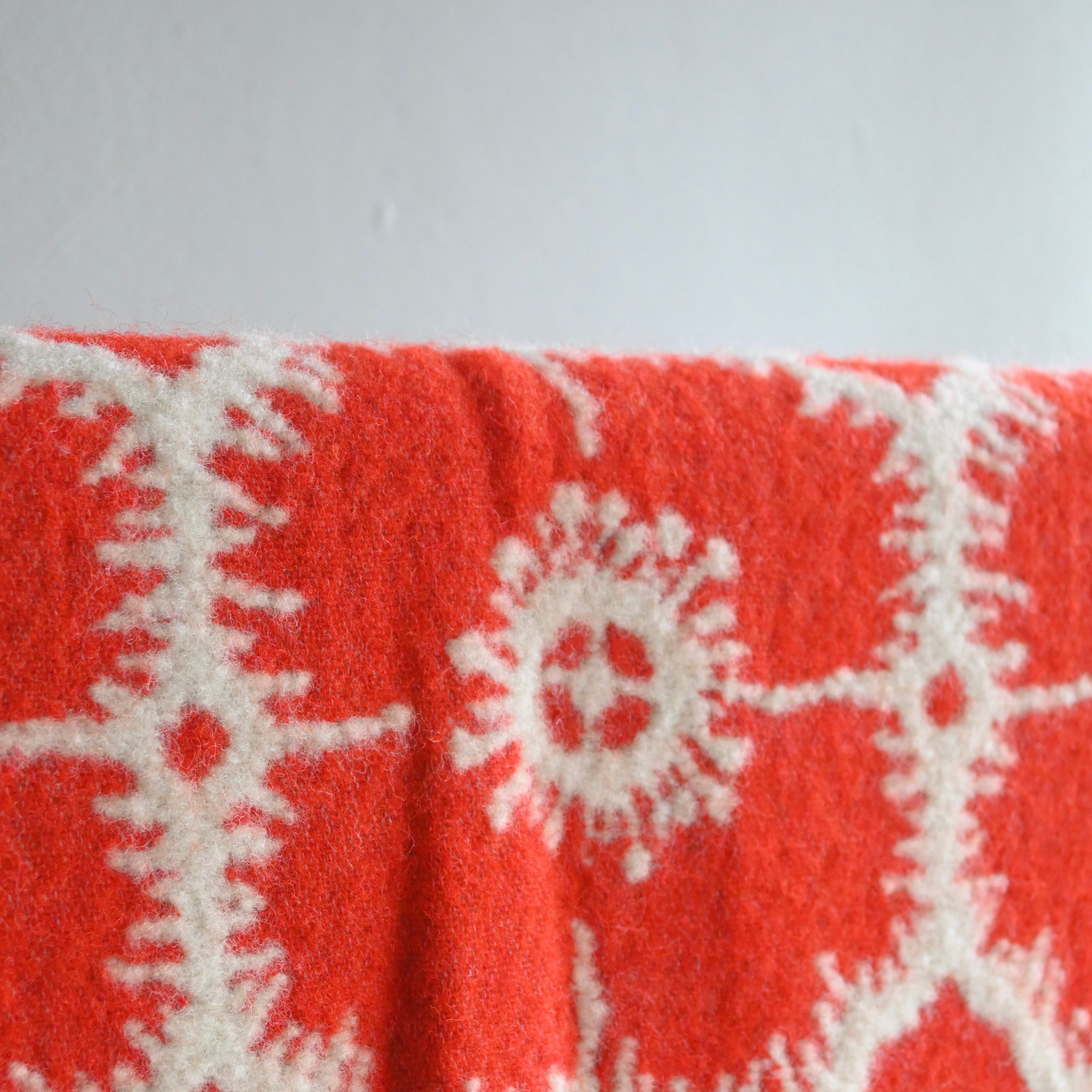 mina perhonen 2024AW anemone (L) / red