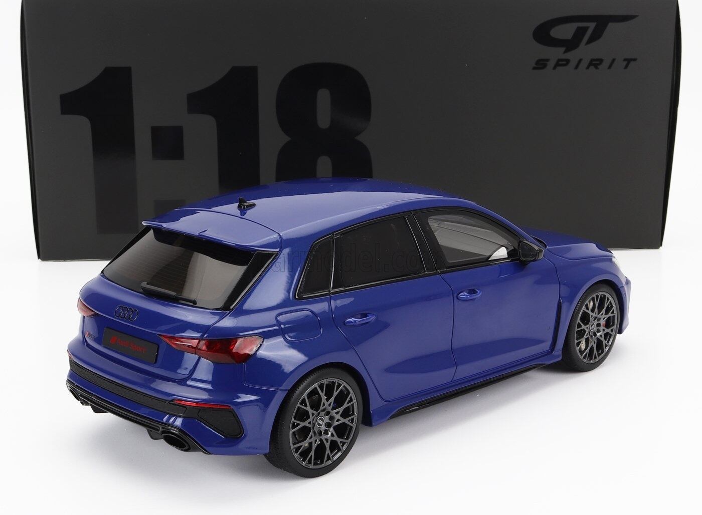 ミニカー 1/18 アウディ A3 RS3 GT-SPIRIT 1/18 AUDI A3 RS3 SPORTBACK