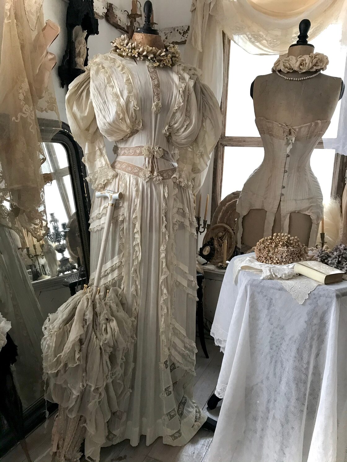 1890年 france アンティーク シルクウェディングドレス | Pay ID