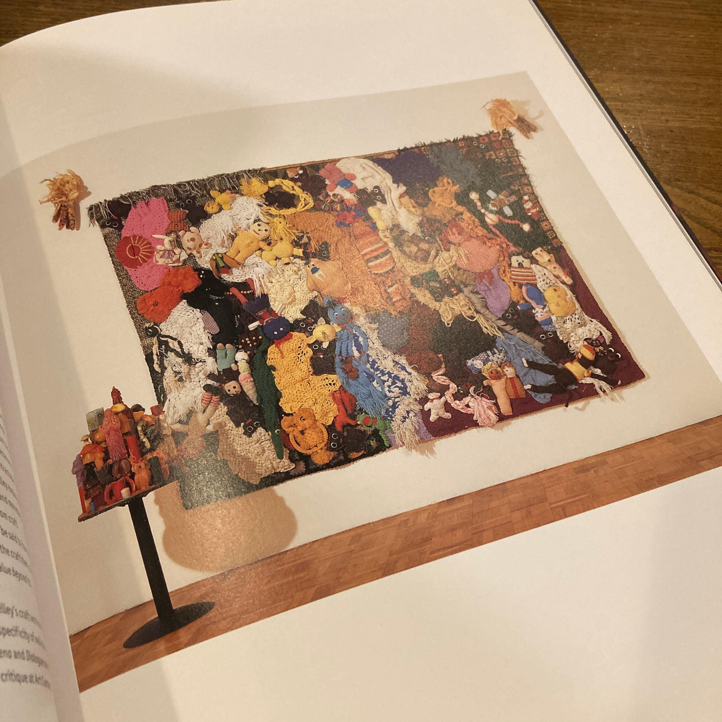 Mike Kelley: contemporary artists series / マイク・ケリー | 百年