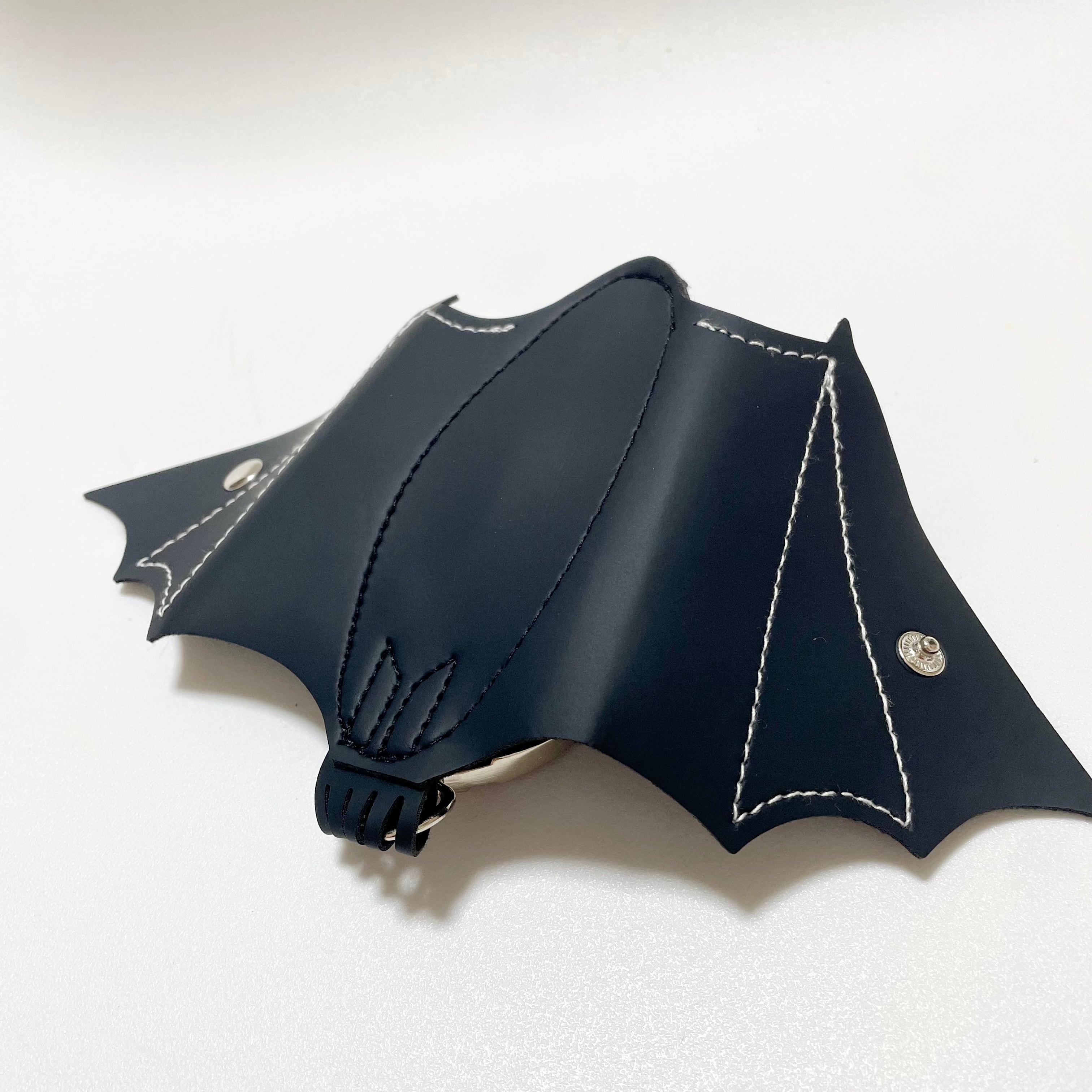 コウモリ型 コインケース付きキーホルダー レザーキーケース | BF MERCH'S