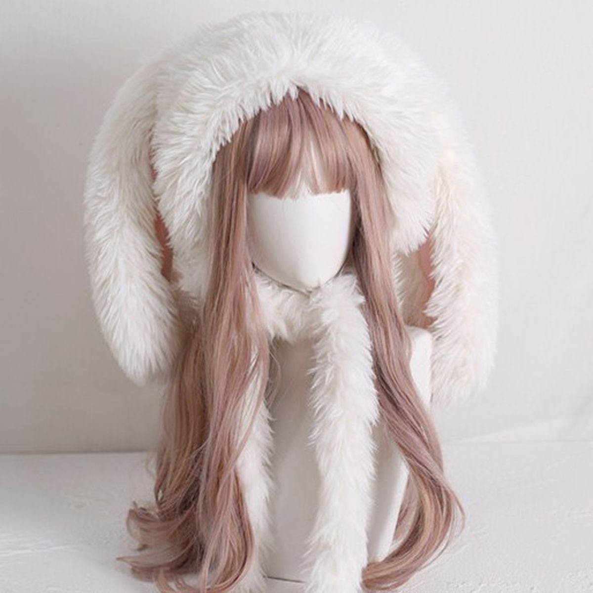 ホワイトボリュームファーの垂れ耳うさぎ帽子 | Maiden's Rêve