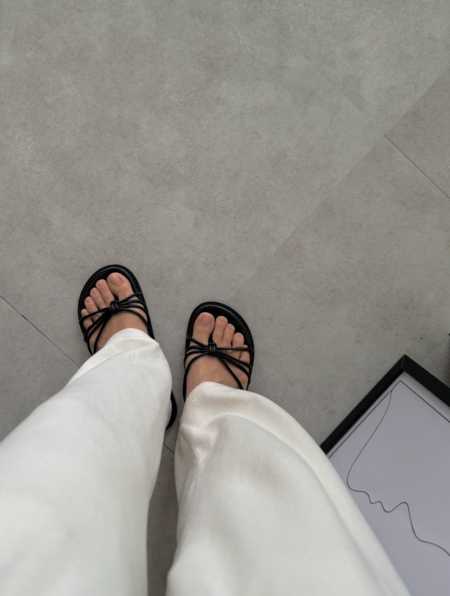 (即納) Fil. / Malang mold twist string sandal