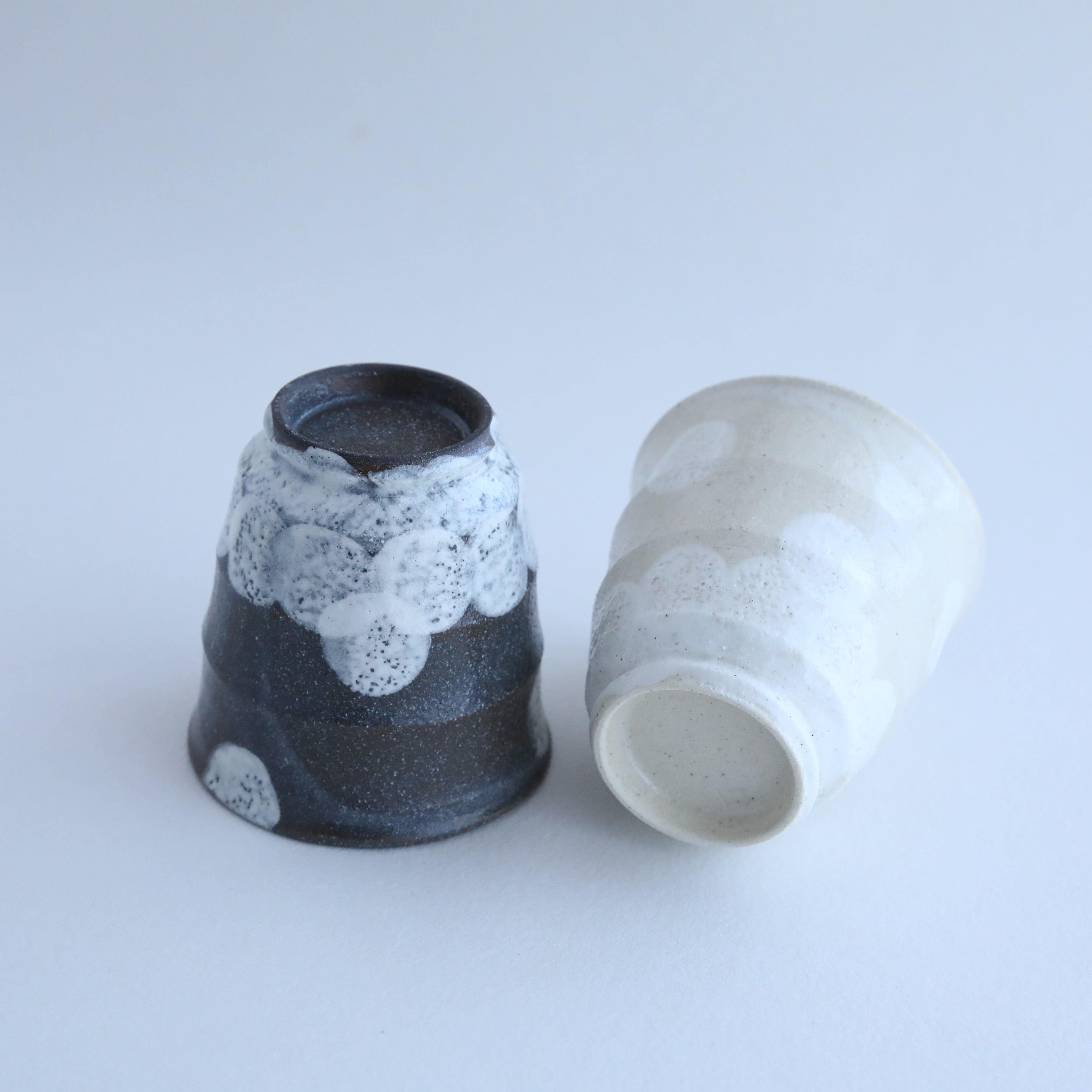 レース ドットお湯のみ ホワイト&ブラック