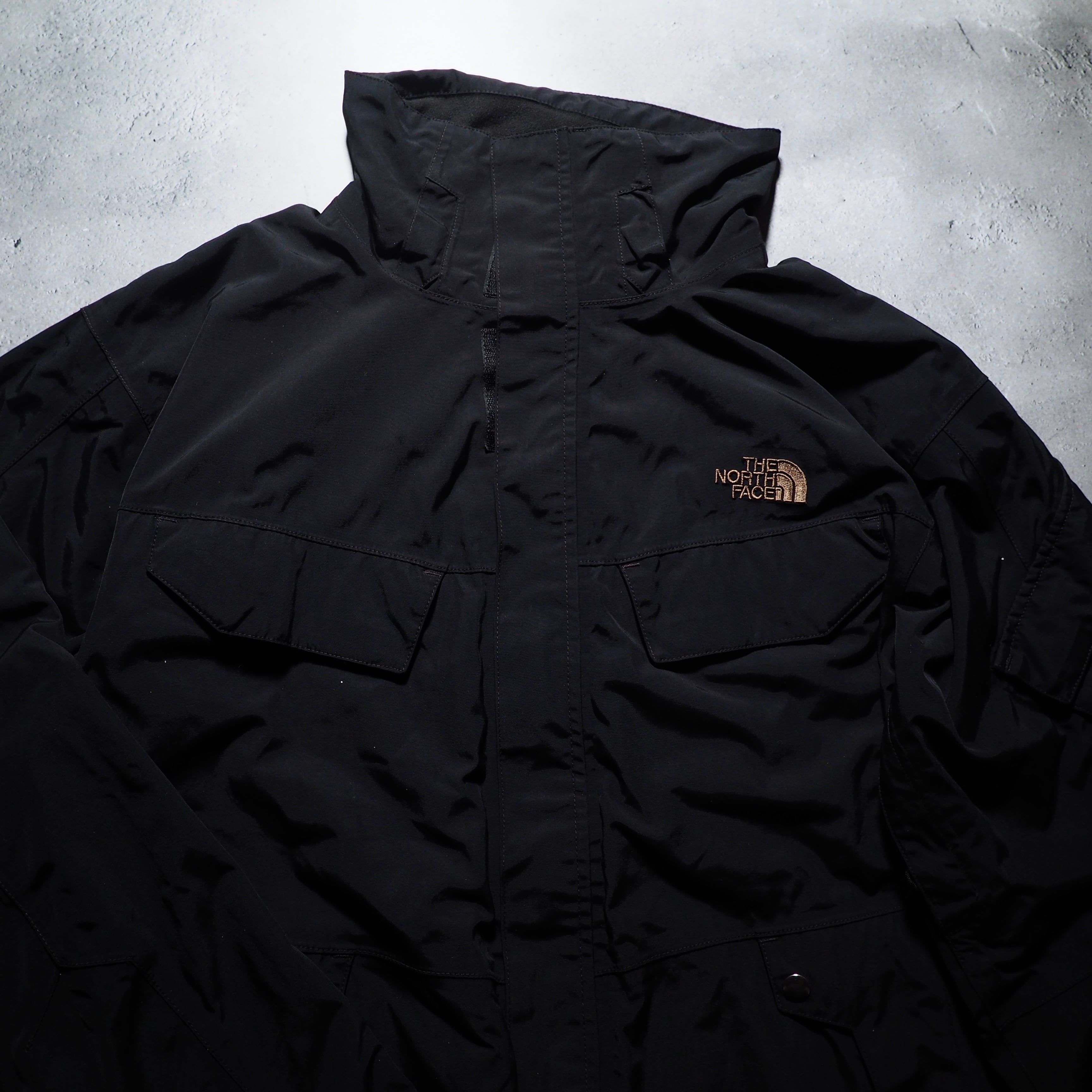 ” THE NORTH FACE - HYVENT ” Black Nylon technical mountain gear jacket