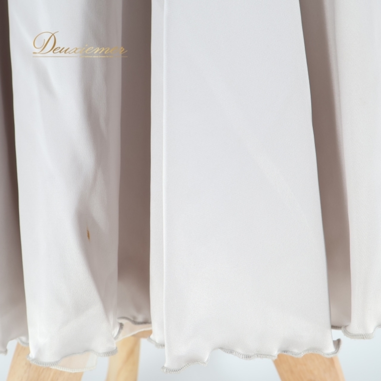 社交ダンス 衣装 スタンダードドレス ワンピース ドレス スタンダード 灰 デモ 競技 ダンス パーティ 発表会 綺麗 グレイ系 明るめグレー おしゃれ デザイン スタイル シンプル エレガント レディースドレス フォーマル パーティードレス 大人用