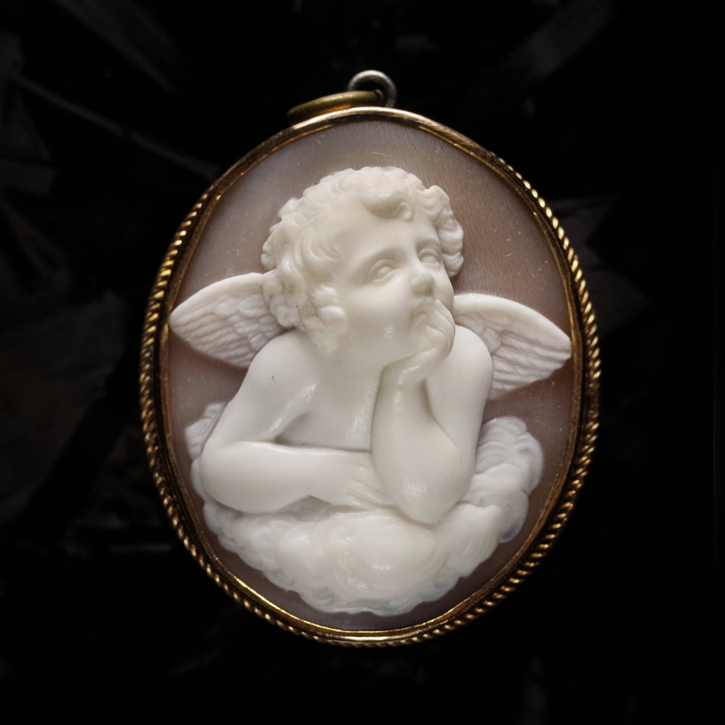 アンティーク(推定19世紀後半)「頬杖」