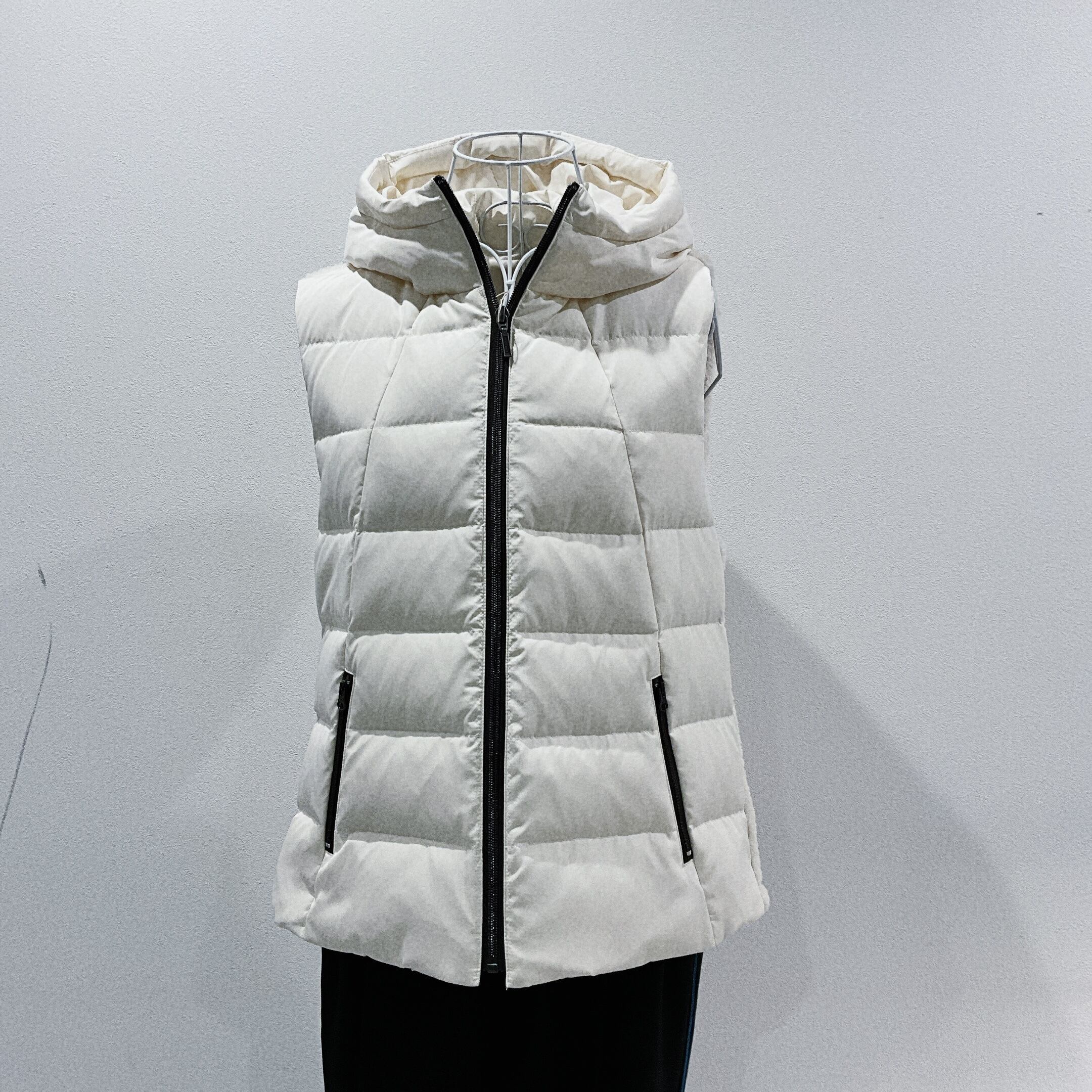 ★新作★TRINITY(トリニティ) フーデッド ダウンベスト(異素材コンビ)【】