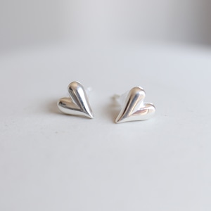 【ミニサイズ】silver925 heart mini pierce P301