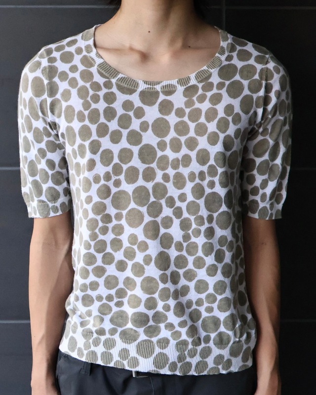random dots half sleeve top