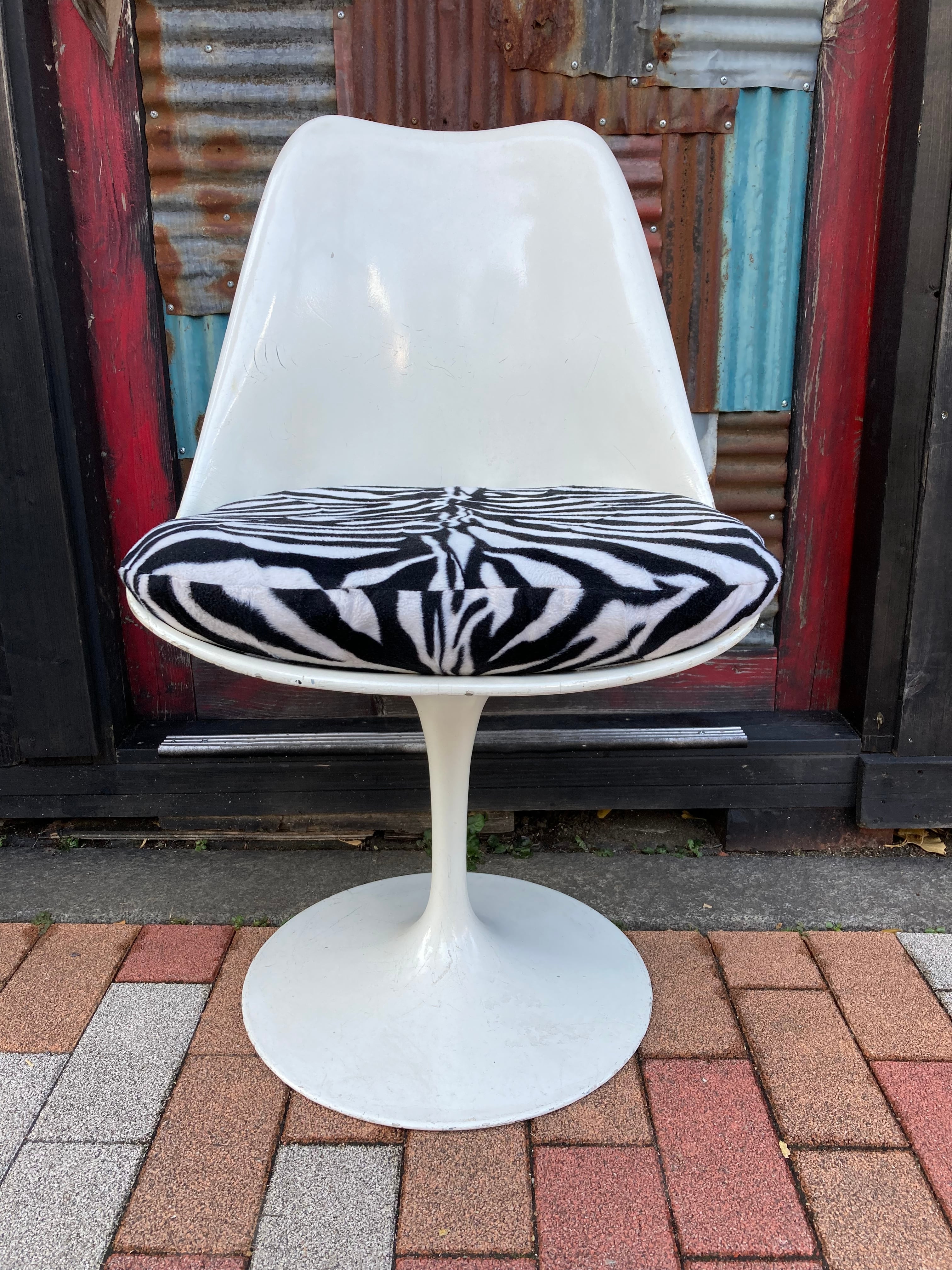 VINTAGE Tulip Chairs   (beady antiques)
