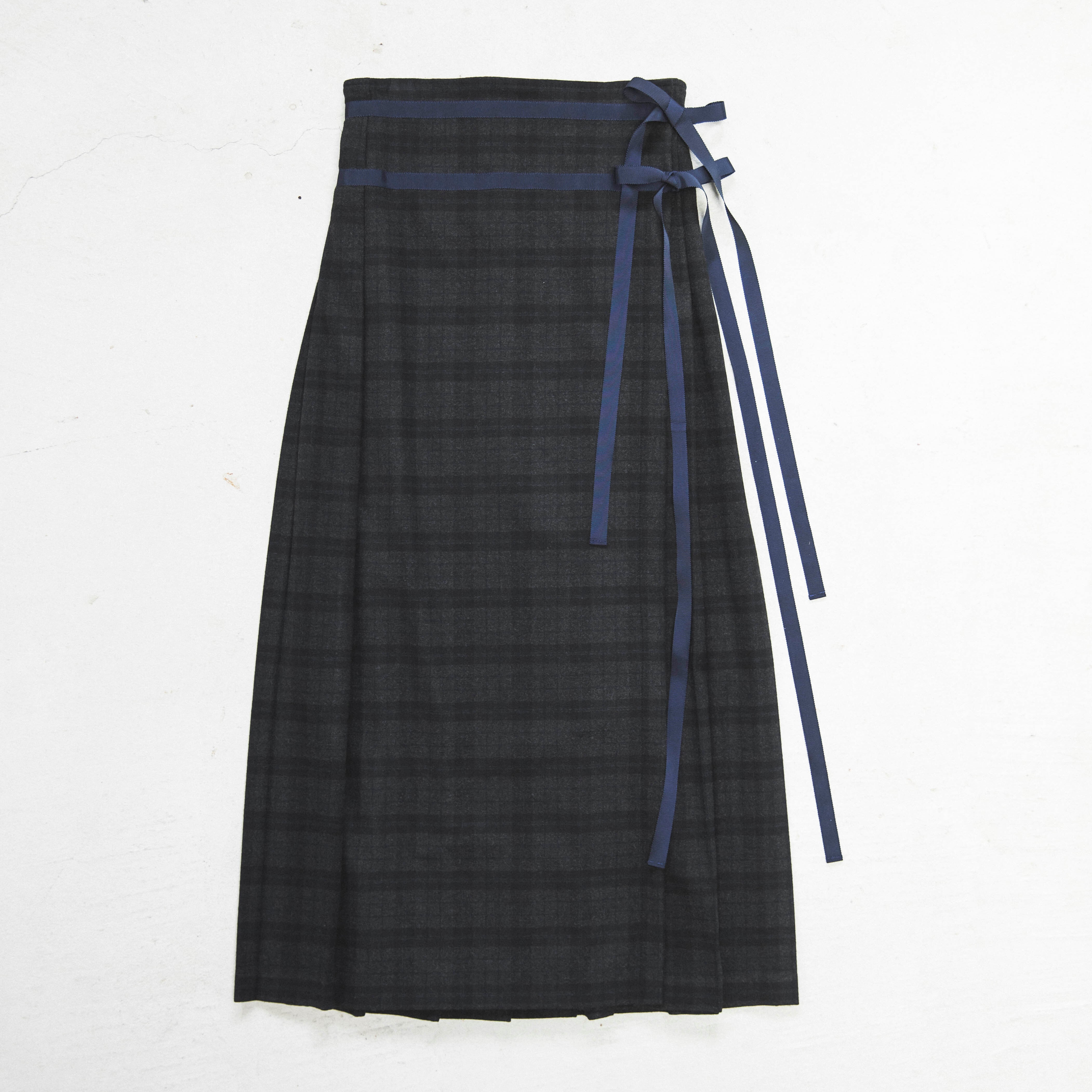 Ribbon Pleated Skirt リボンプリーツスカート | FOLK