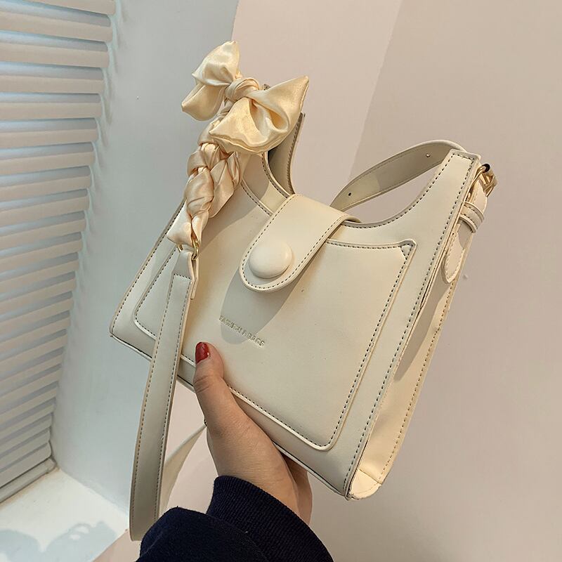 レッド スクウェア ハンドバッグ メッセンジャーバッグ 手作りハンドバック59562833019