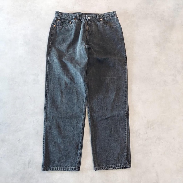 リーバイス550 Levis W36 デニム 黒 00s 古着 16186