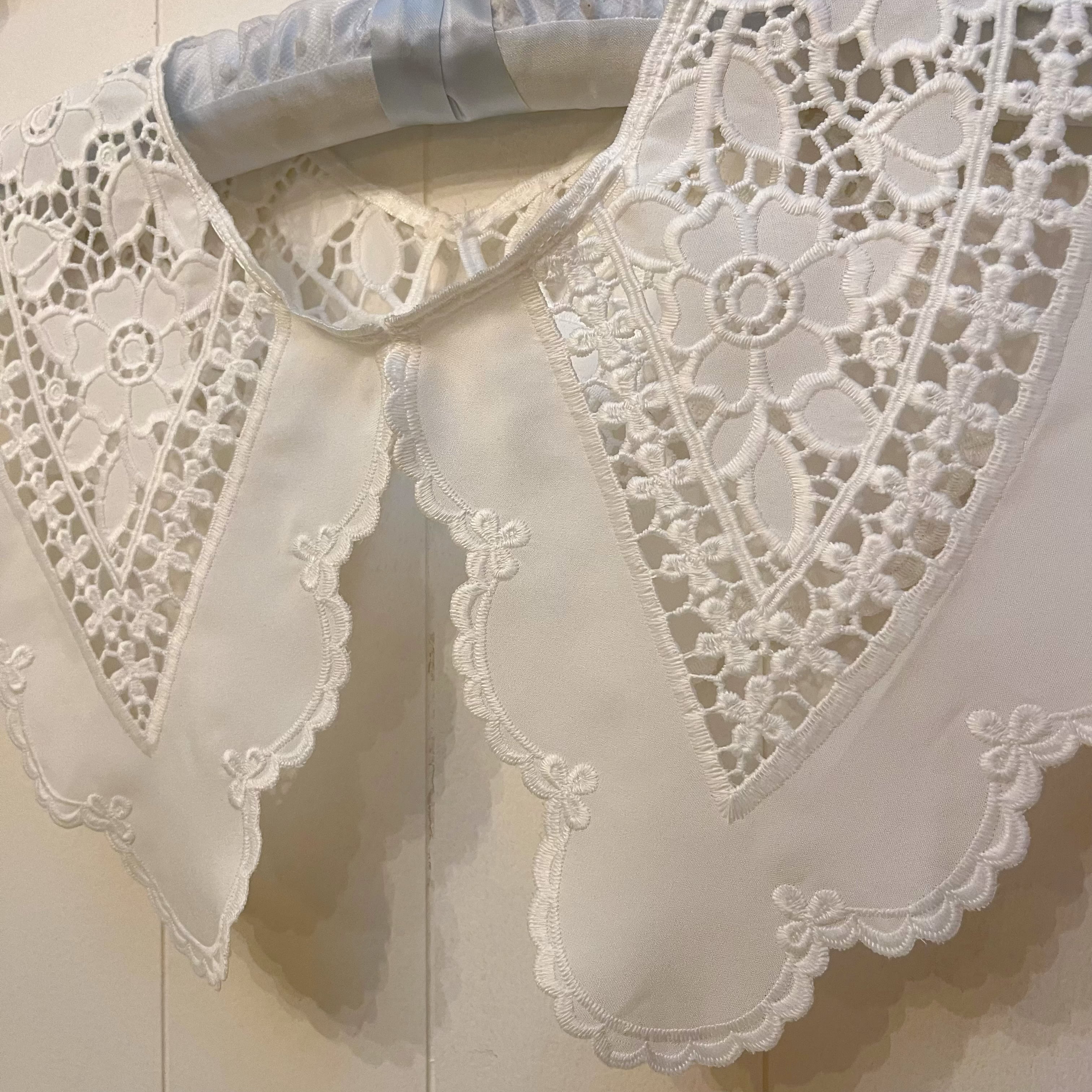 white flower attached collar