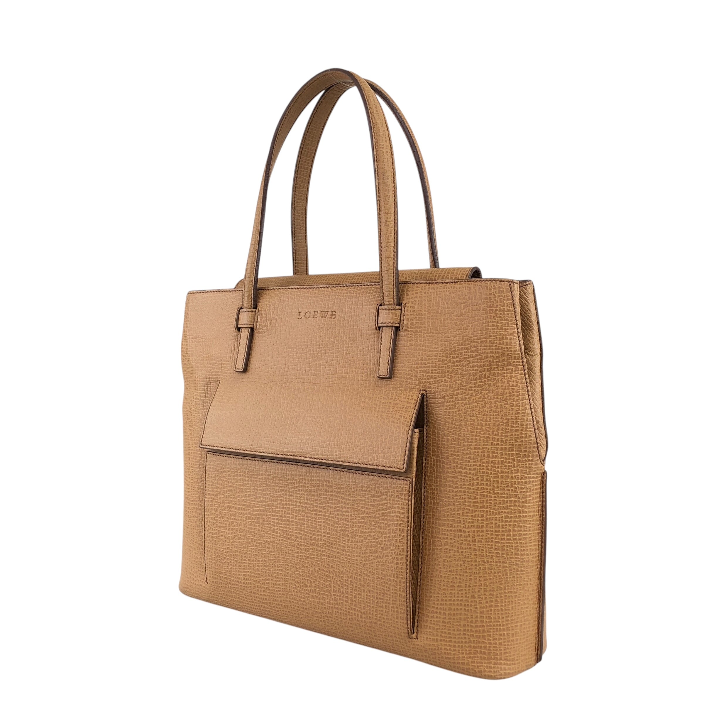 【LOEWE】ハンドバッグ　ロゴ型押し　レザー　キャメル LOEWE】ハンドバッグロゴ型押しレザーキャメル