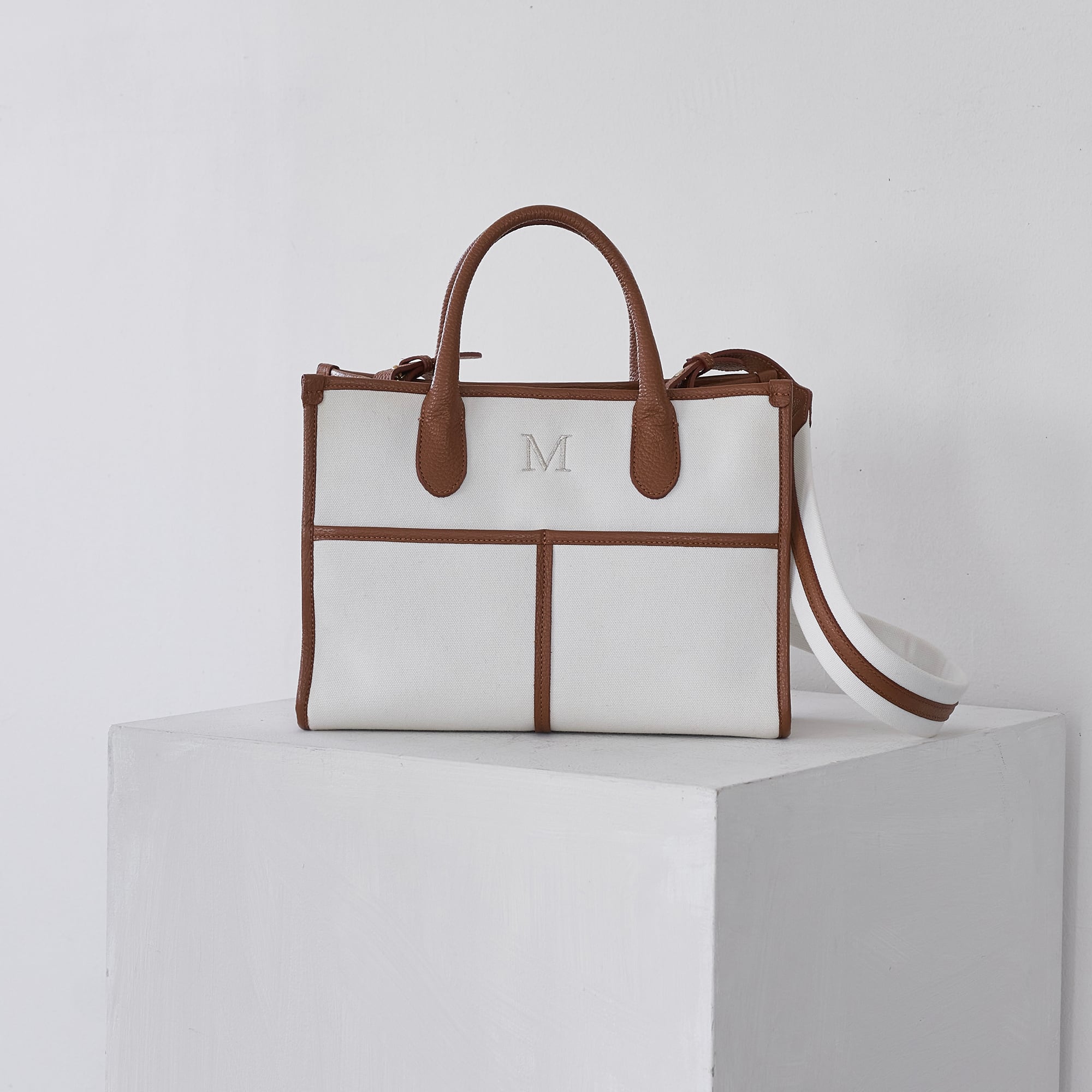 Buddy. canvas bag medium【WHT×BRN】 | NapA