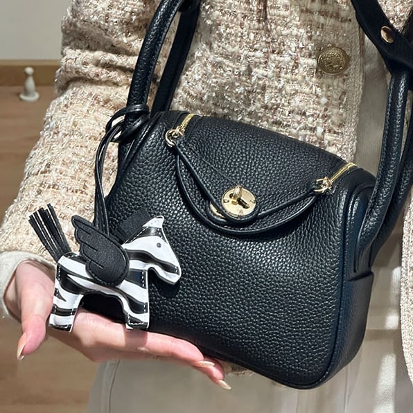 Angel pegasus charm in 2 colors S1731