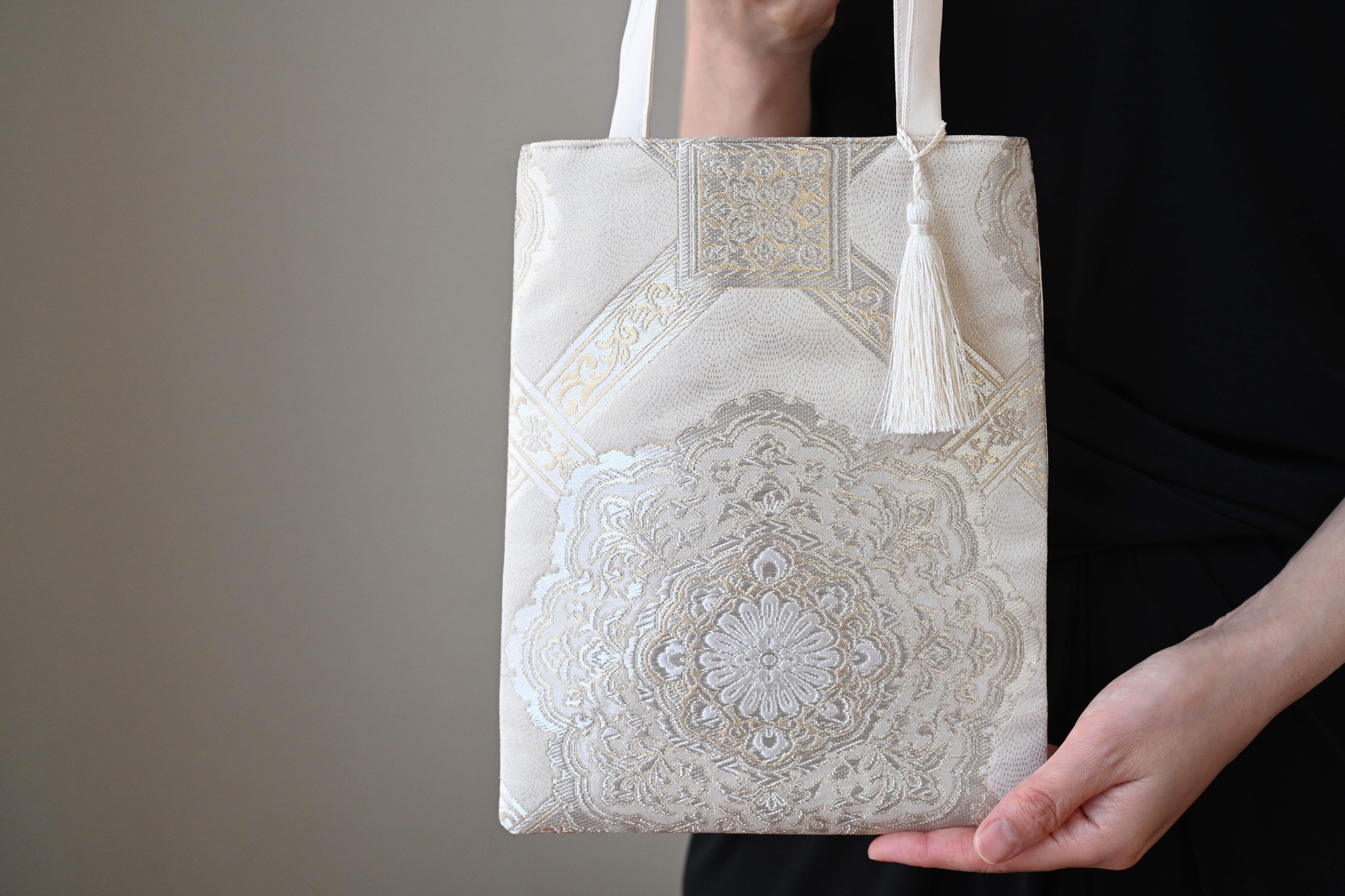 ichie ichie TOKYO 結婚式、パーティー、特別な日のためのシルク帯の