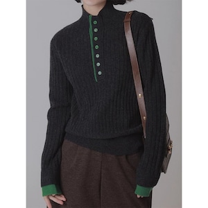 contrast trim rib knit top