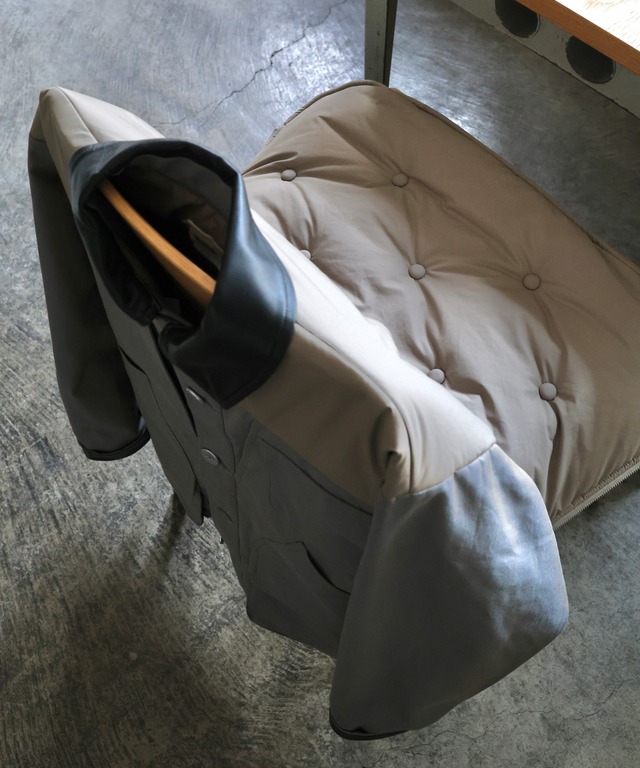 beta post / B02LEJK-27 CHAIR CUSHION HUNTING JACKET (BEIGE)