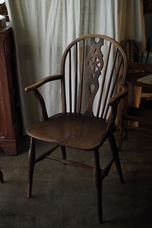 ホイールバックウィンザーチェア-antique windsor chair
