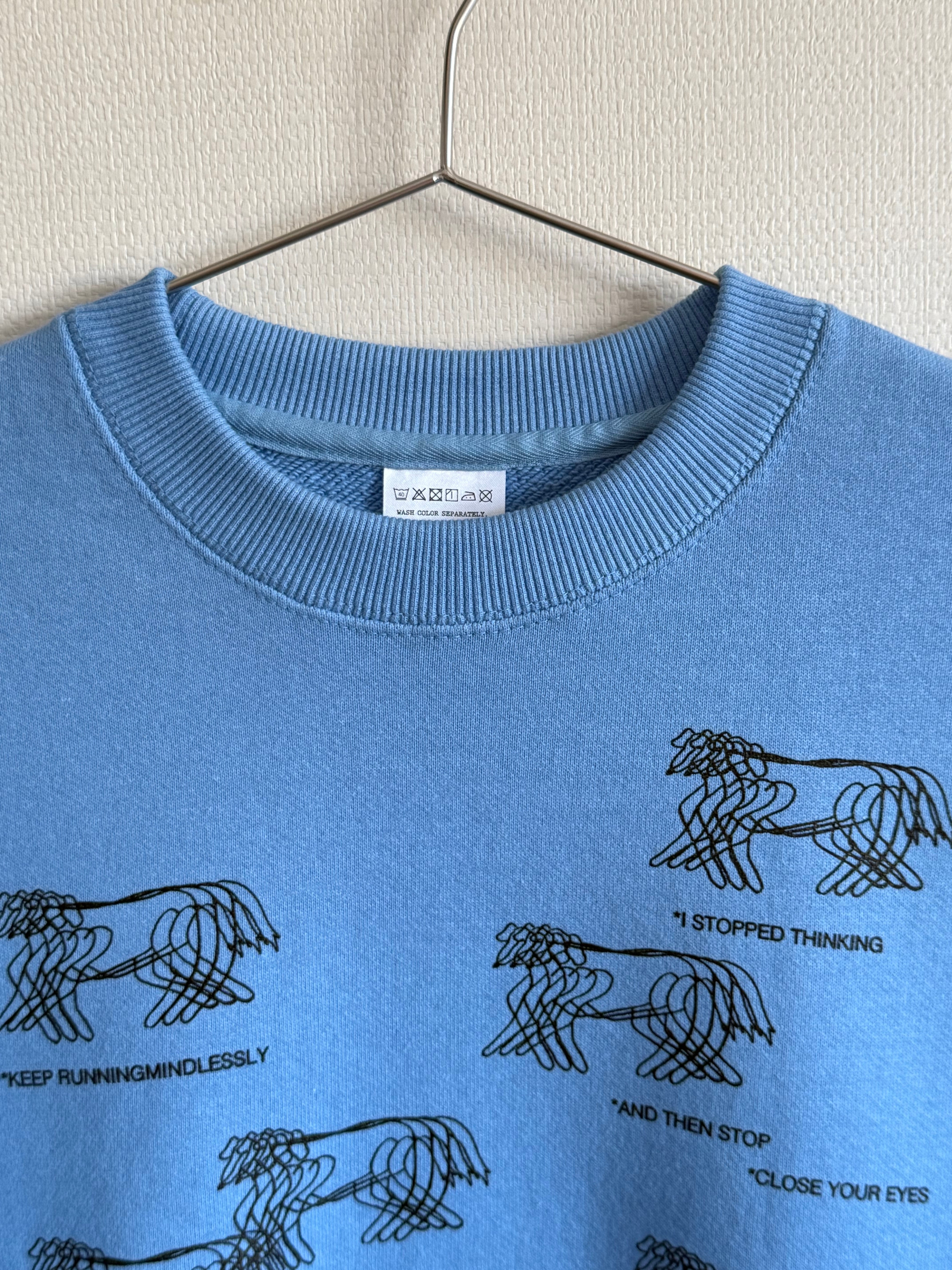 RUNNING DOGS SWEAT : SAX | CONVENIENCE YOUNG